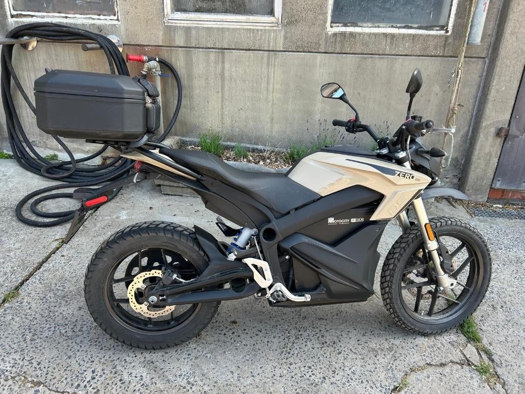 motocyclette, Motos, Motos Autre, jusqu'à 11 kW, Enlèvement