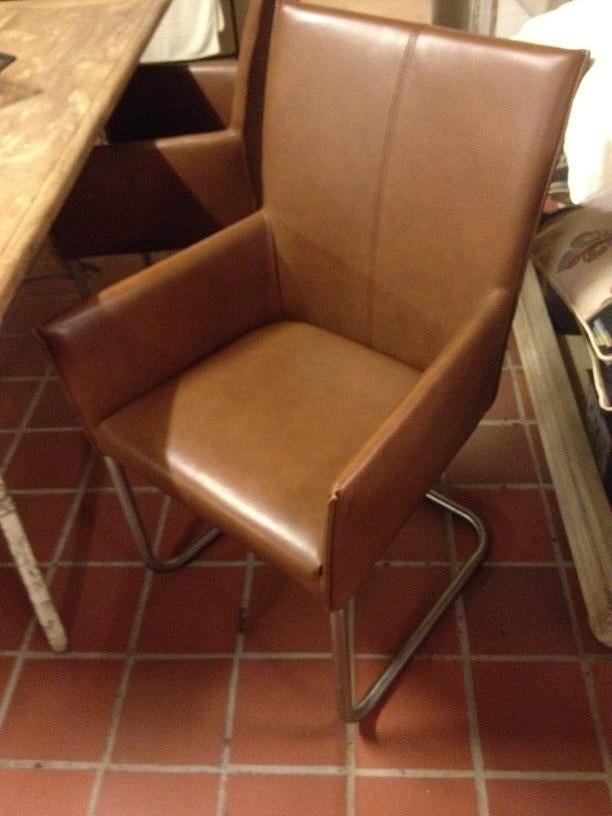 4 LEDEREN ARMSTOELEN - EETKAMERSTOELEN met RVS slede FLAMANT, Ophalen, Overige materialen, Zo goed als nieuw, Modern