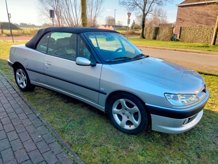 Peugeot 306 Cabriolet Pininfarina 1.6i Automatique — Phase 3, Autos, Peugeot, Particulier, ABS, Airbags, Air conditionné, Verrouillage central
