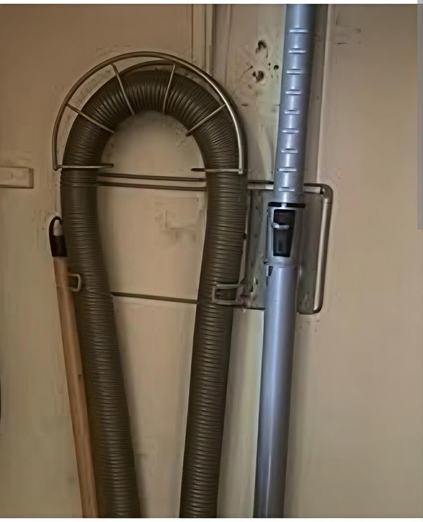 Ikea variera support rangement mural tuyau aspirateur, Electroménager, Aspirateurs, Enlèvement ou Envoi