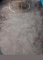 Bruin tapijt 3 x4, Ophalen