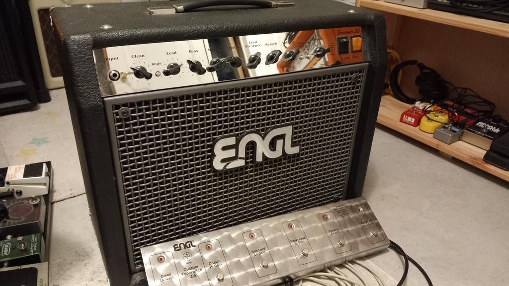 ENGL Screamer 50 nieuwe lampen, Ophalen