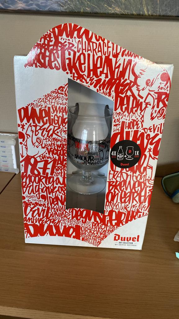 Box dennis meyers, Ophalen, Zo goed als nieuw, Flesje(s), Duvel