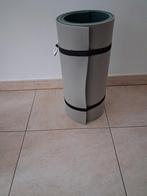 Yoga mat, Enlèvement