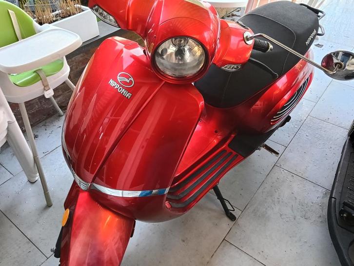 Nippona scooter, Fietsen en Brommers, Snorfietsen en Snorscooters, Ophalen