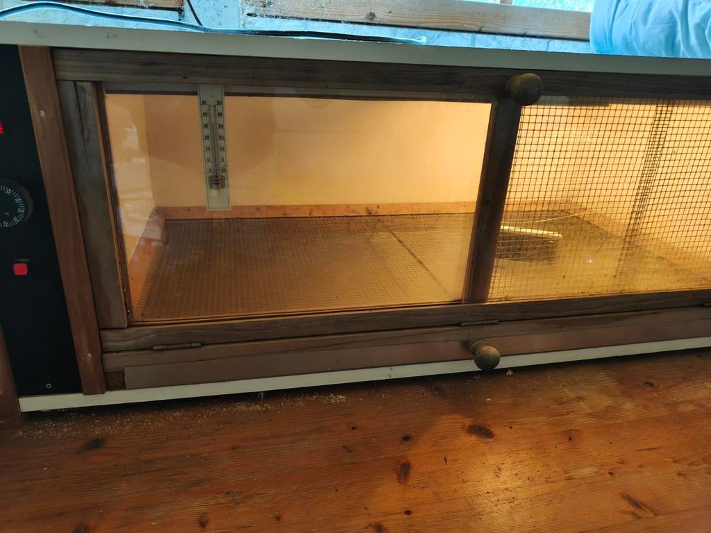Incubateur pour élevage en fosse., Animaux & Accessoires, Volatiles | Accessoires, Enlèvement