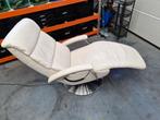 Moderne witte relaxzetel Merk Hukla Elektrisch Verstelbaar, Huis en Inrichting, Zetels | Zetels, Ophalen, Gebruikt, Eenpersoons