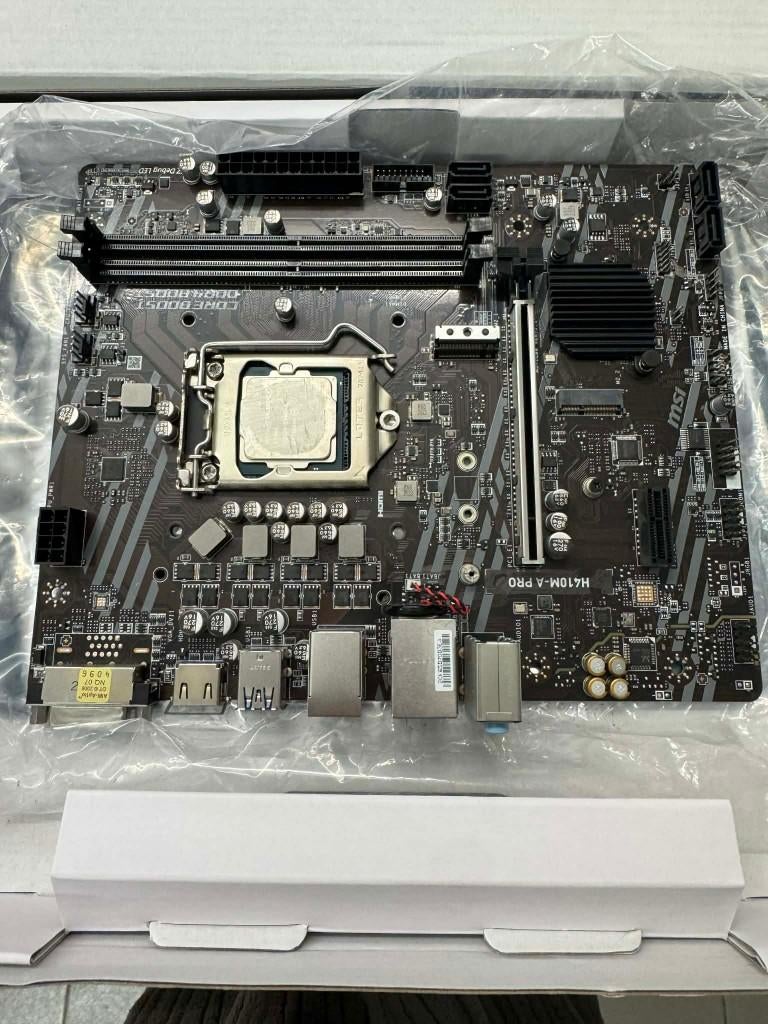 Carte mère MSI + processeur Intel Celeron, DDR4, Ophalen of Verzenden, Zo goed als nieuw, Micro-ATX