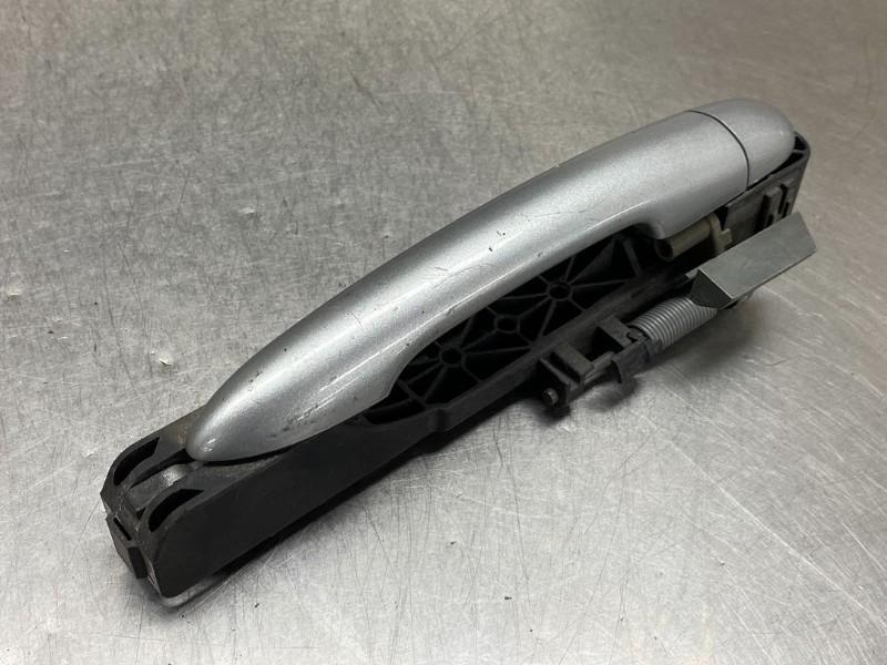 POIGNEE EXTERIEURE AVANT DROITE Nissan Primera (P12), Autos : Pièces & Accessoires, Utilisé, Droite, Nissan