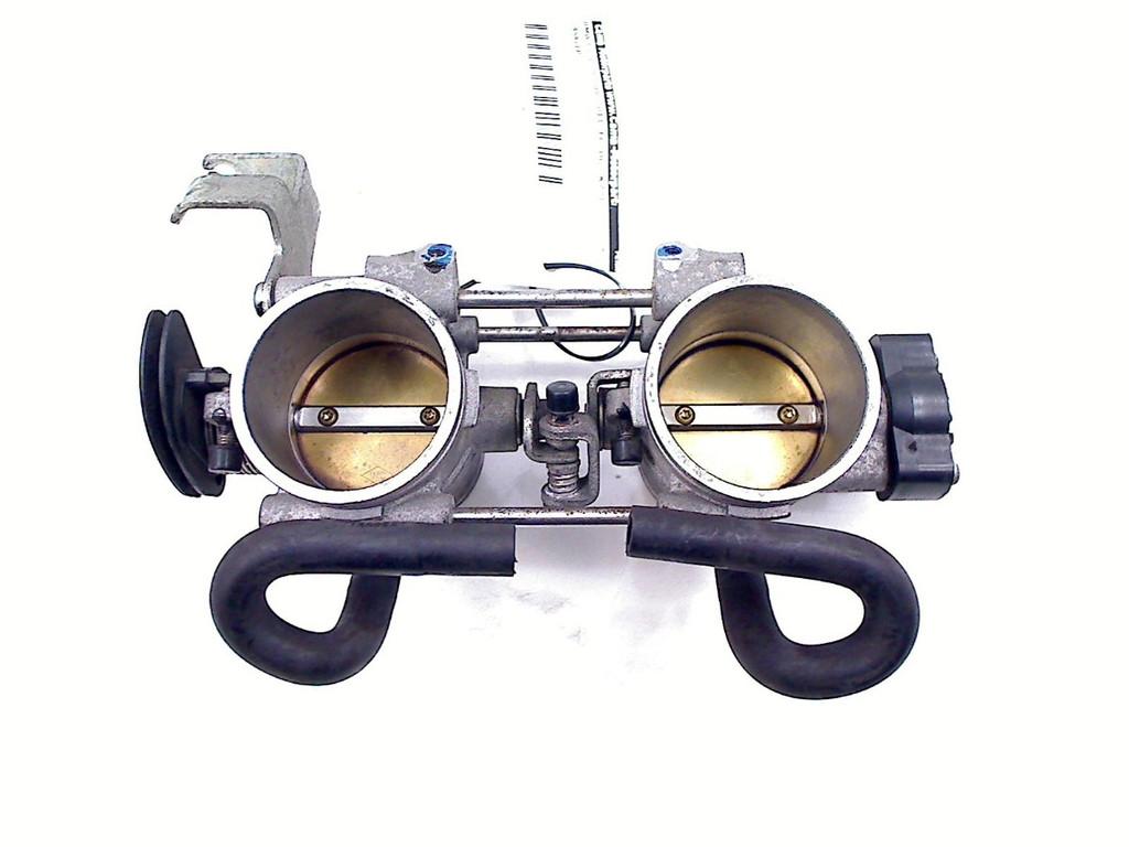 BOITIER PAPILLON BMW F 650 GS 2006-2011 (F650GS K72), Motos, Dhr. S. di Majo, Utilisé, Info@cama-motorparts.nl, P.J. Troelstraweg 8 8
3144 CX  MAASSLUIS, NL