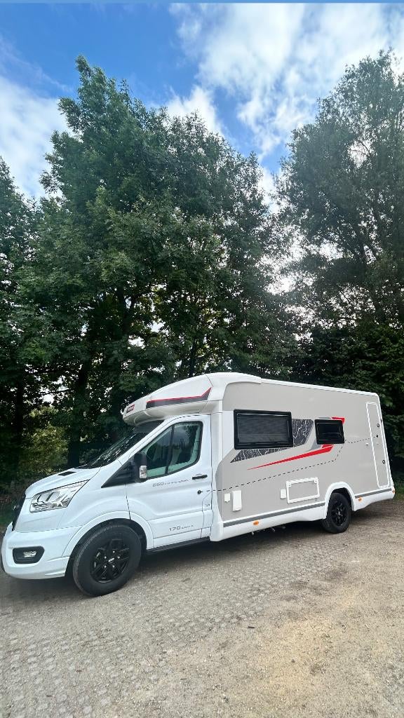 FORD Challenger 260 Graphite ULTIMATE – 170pk Automaat, Caravanes & Camping, Camping-cars, Jusqu'à 4, Caméra de recul, Toilette à cassette