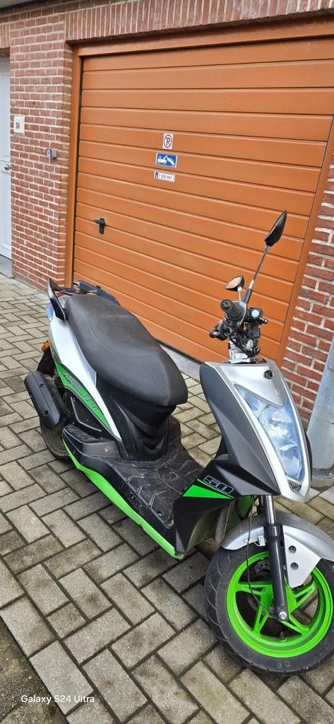 Te koop: Kymco Class A scooter uit 2020 met een klein oliele, Vélos & Vélomoteurs, Enlèvement ou Envoi