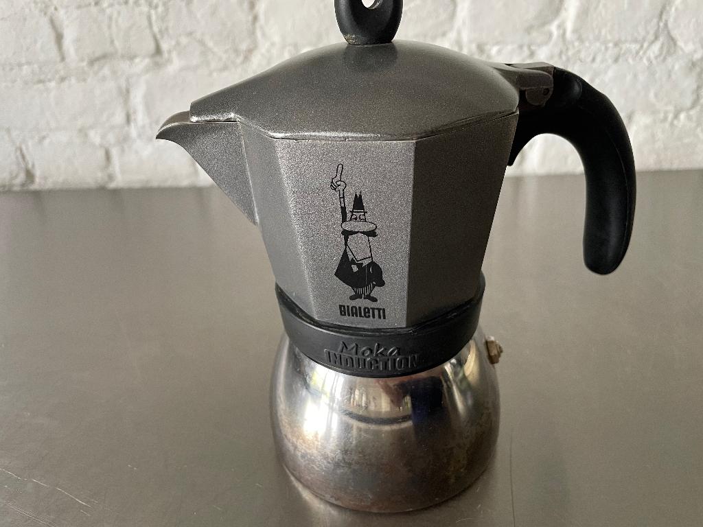 bialetti moka express inductie, Elektronische apparatuur, Ophalen, Gebruikt, Espresso apparaat, Gemalen koffie
