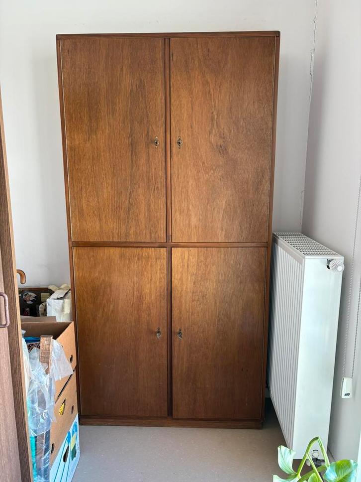 Gratis kast met schabben, Huis en Inrichting, Kasten | Kleerkasten, Gebruikt, Ophalen