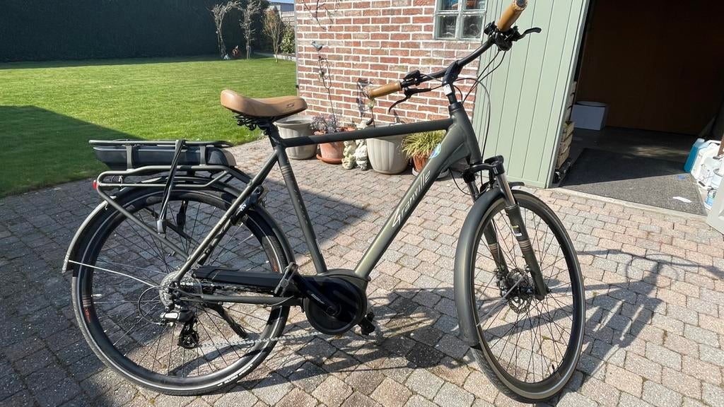 Fiets in goede staat, Fietsen en Brommers, Elektrische fietsen, Gebruikt, 59 cm of meer, 50 km per accu of meer, Ophalen