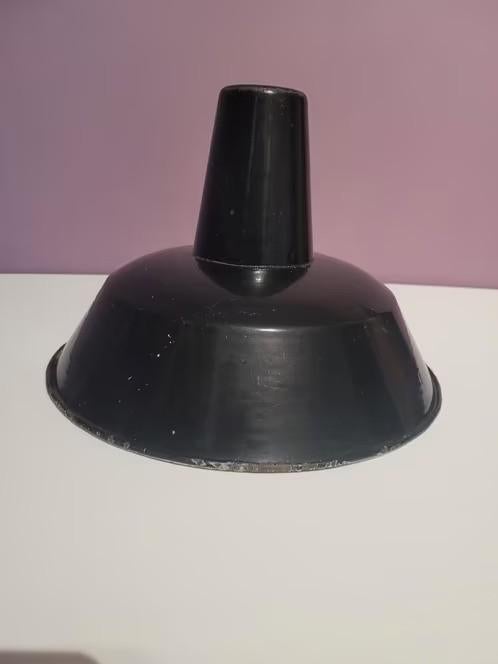 Oude geëmailleerde lampenkap, Ophalen of Verzenden, Zwart