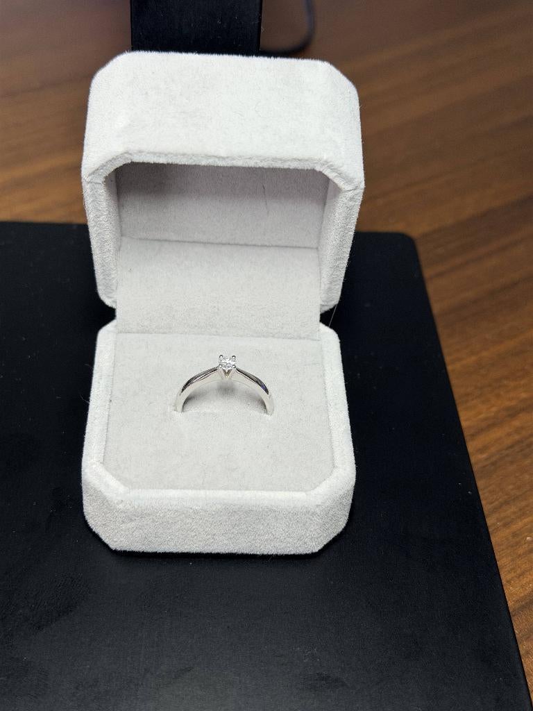 Bague Solitaire Diamant Naturels 0,13 ct OR18K + Certificat, Bijoux, Sacs & Beauté, Bagues, Neuf, Plus petit que 17, Or, Enlèvement
