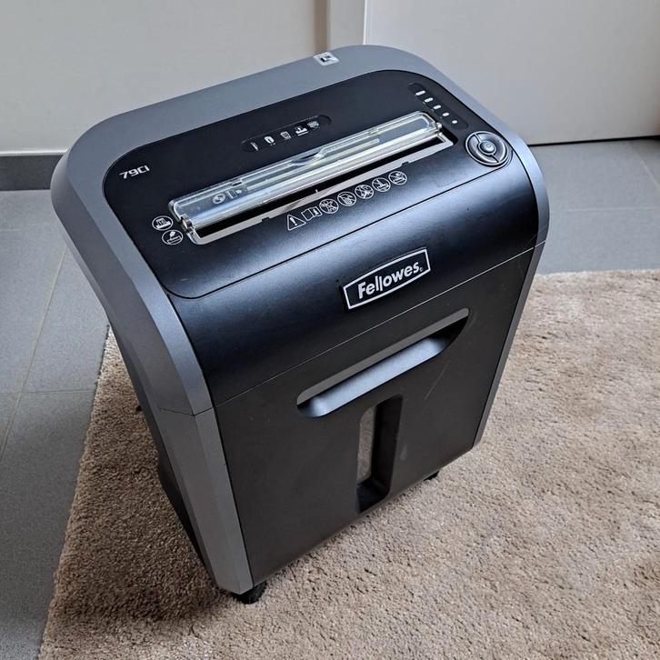 DÉCHIQUETEUSE DE PAPIER FELLOWES 79CI NOIR/ARGENT FONCÉ, Divers, Accessoires de bureau, Enlèvement