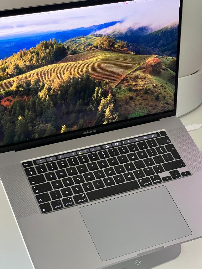 MacBook Pro 16 inch 2019 - TOP MODEL!, Computers en Software, Apple Macbooks, Gebruikt, MacBook Pro, 16 inch, 2 tot 3 Ghz, 1 TB of meer