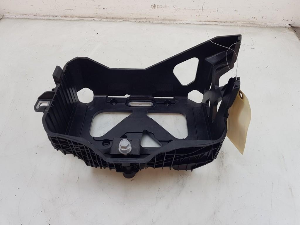 ACCUBAK BMW i7 (01-2022/-) (|61215A0C7B9|), Dhr. J. Ham, Gebruikt, Administratie@autoham.nl, BMW