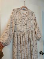 Robe longue Maza à manches longues, imprimé beige, Vêtements | Femmes, Neuf, Taille 38/40 (M), Enlèvement ou Envoi, Beige