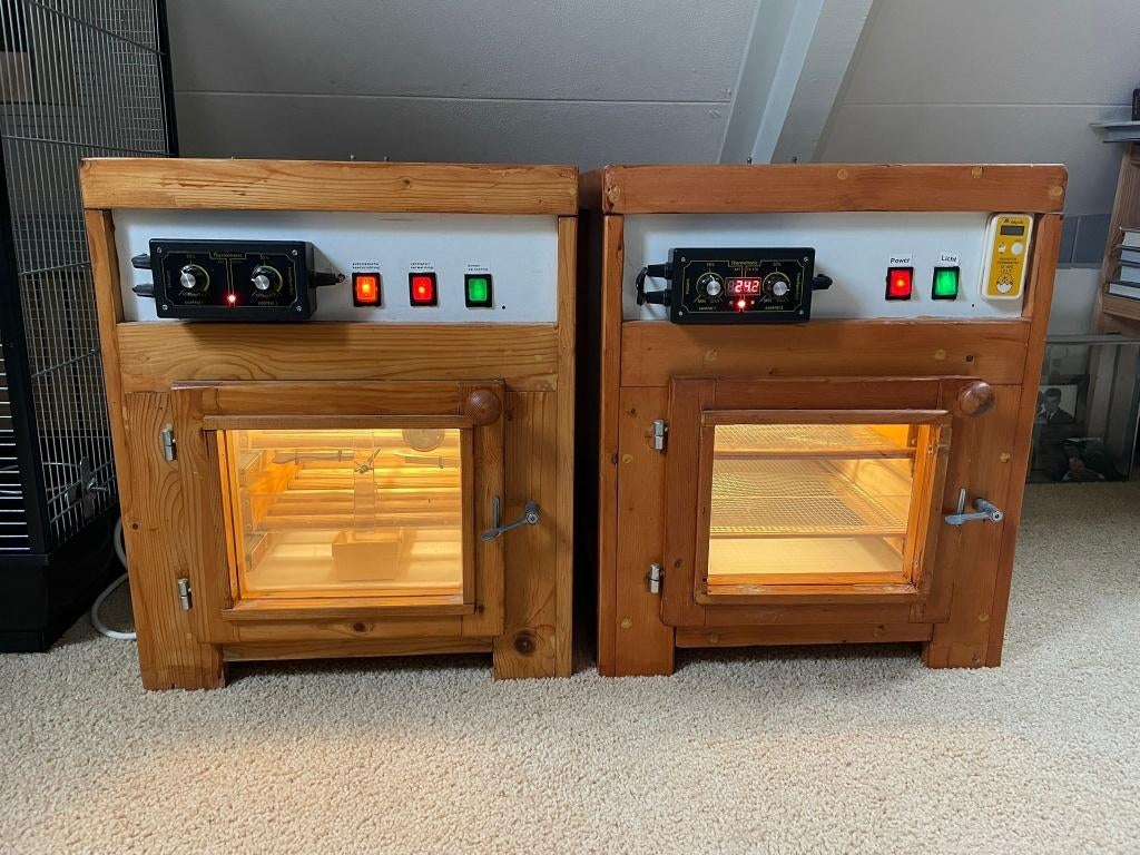 Mooie set Heka Broedmachine, Dieren en Toebehoren, Pluimvee | Toebehoren, Broedmachine, Ophalen