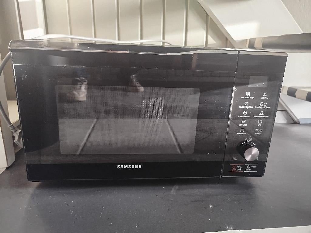 Combi microgolfoven, Elektronische apparatuur, Microgolfovens, Ophalen, Oven, Microgolfoven