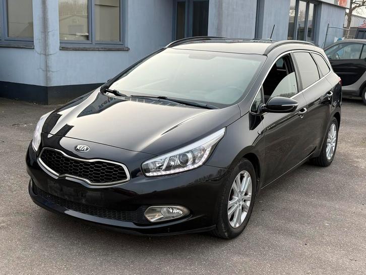 Kia ceed 1.4i 2014 127.000 km 12 maanden garantie, Auto's, Kia, Bedrijf, Te koop, (Pro) Cee d, ABS, Achteruitrijcamera, Airbags