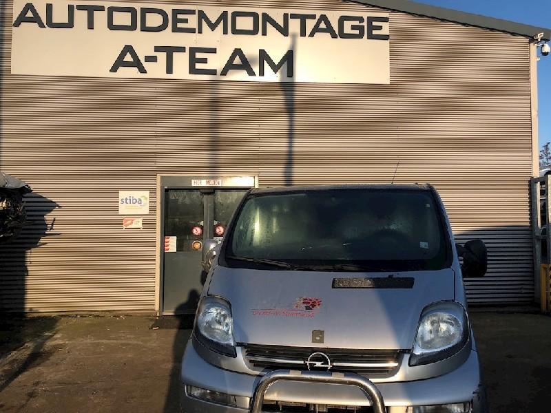 REMKLAUW RECHTS VOOR ABS Opel Vivaro (01-2000/07-2014), Auto-onderdelen, Remmen en Aandrijving, Opel, Gebruikt