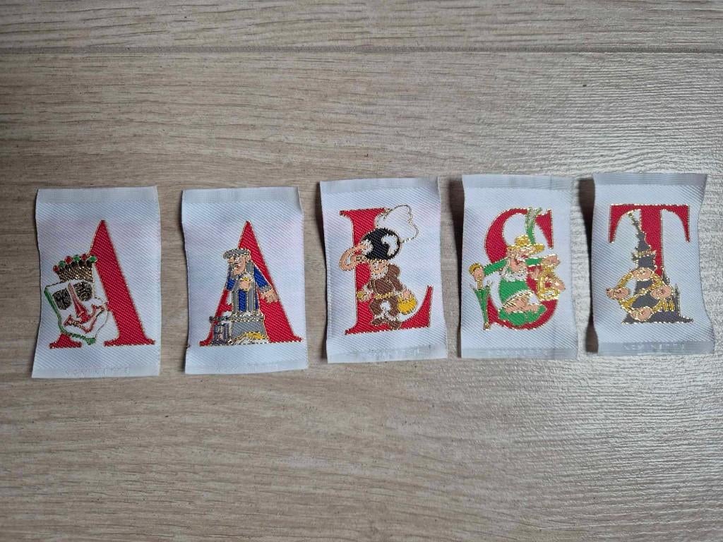 Carnaval Aalst nominette, Verzamelen, Speldjes, Pins en Buttons, Ophalen of Verzenden, Nieuw