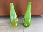 2 decoratieve glazen vazen, Huis en Inrichting, Ophalen, Minder dan 50 cm, Groen, Glas