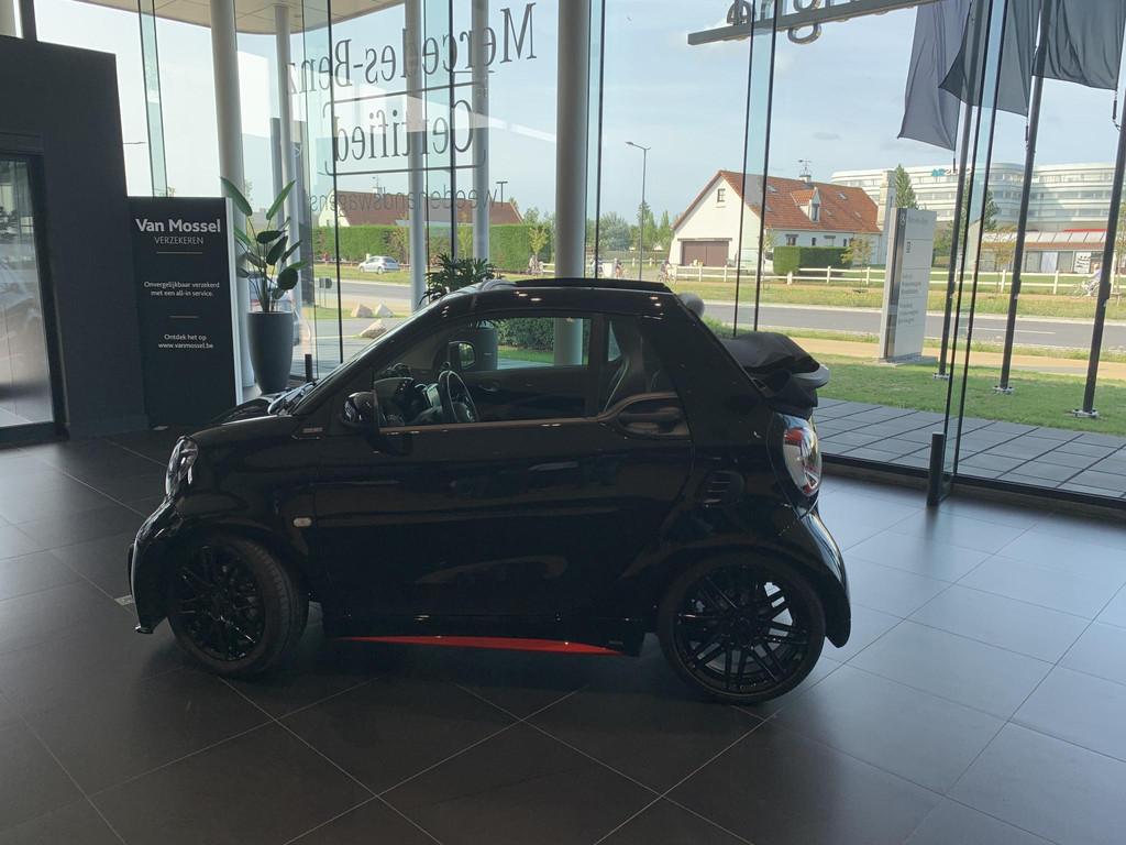 smart fortwo cabrio SMART BRABUS 92 R EDITION ENKEL 92 STUKS, Auto's, Smart, Automaat, Gebruikt, Zwart, 2 zetels