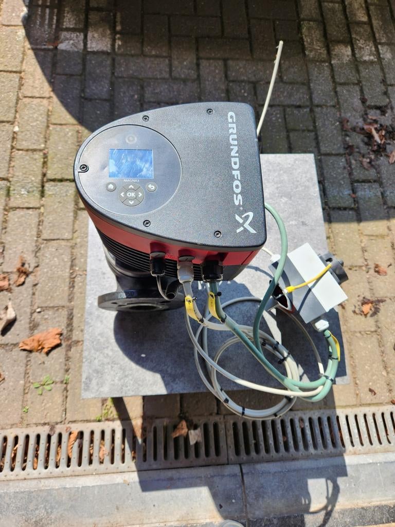 Circulatiepompen grundfos meerdere pompen, Ophalen of Verzenden