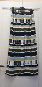 Article NEUF : Jupe graphique JBC - Taille 34, Vêtements | Femmes, Jupes, Neuf, Enlèvement ou Envoi, Autres couleurs, JBC