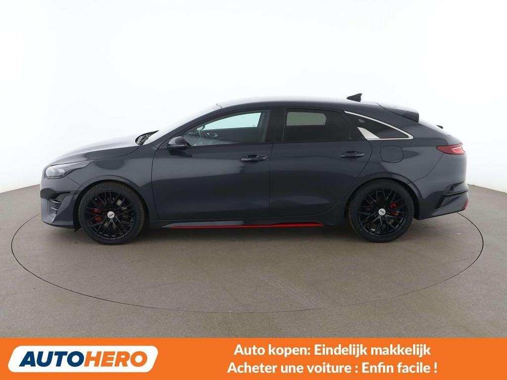 Kia ProCeed / pro_cee'd 1.6 TGDI GT (bj 2023, automaat), Auto's, Kia, Gebruikt, Alcantara, Zwart, 1438 kg