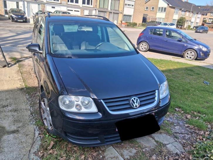 Touran, Auto's, Volkswagen, Particulier, Touran, Diesel, Euro 4, Overige carrosserie, 4 deurs, Handgeschakeld, Zwart, Beige, Stof