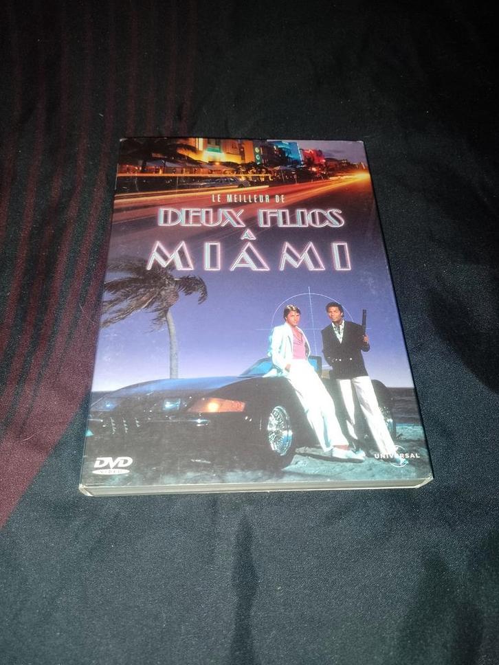 A vendre en coffret DVD Best of de la série Miami Vice, CD & DVD, DVD | TV & Séries télévisées, Comme neuf, Action et Aventure