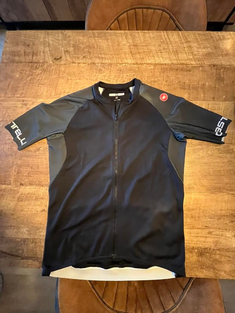 Castelli Entrata shirt. Maat L, Fietsen en Brommers, Fietsaccessoires | Fietskleding, Ophalen, Zo goed als nieuw, L