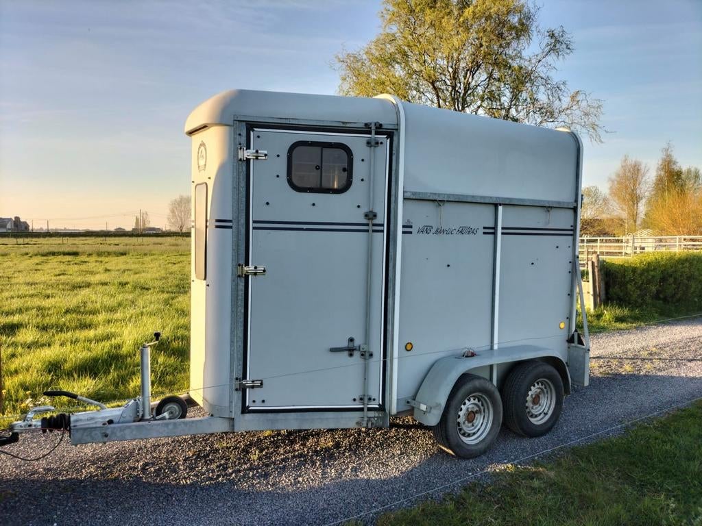 2paards trailer fautras, Ophalen