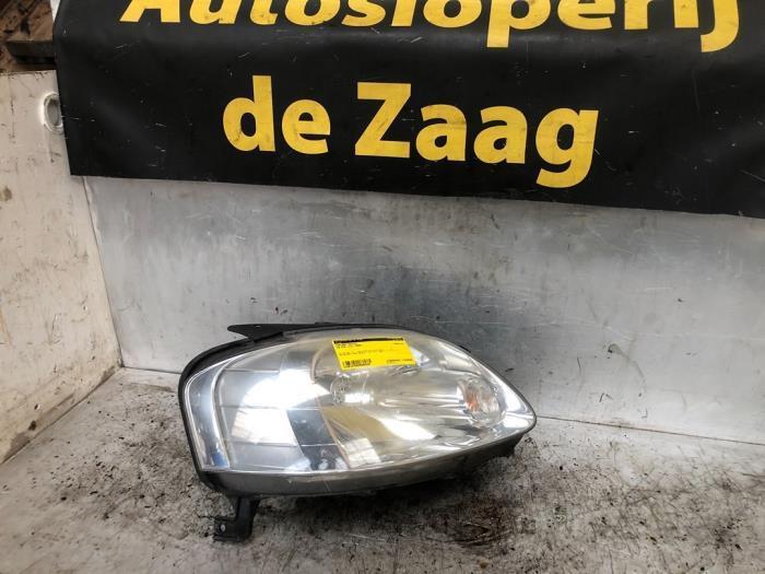 Phare droit d'un Volkswagen Fox, Autos : Pièces & Accessoires, Éclairage, Volkswagen, Utilisé, 3 mois de garantie, Enlèvement ou Envoi