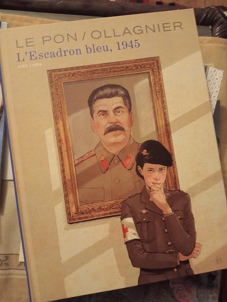 Bande dessinée "L'ESCADRON BLEU 1945", Ophalen of Verzenden, Nieuw