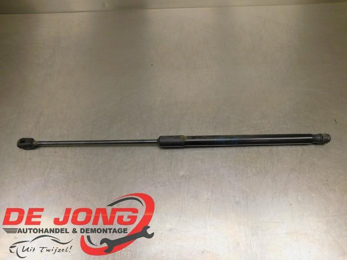 Amortisseur à gaz arrière droit d'un Volkswagen Polo, Volkswagen, -, 3 mois de garantie, Utilisé