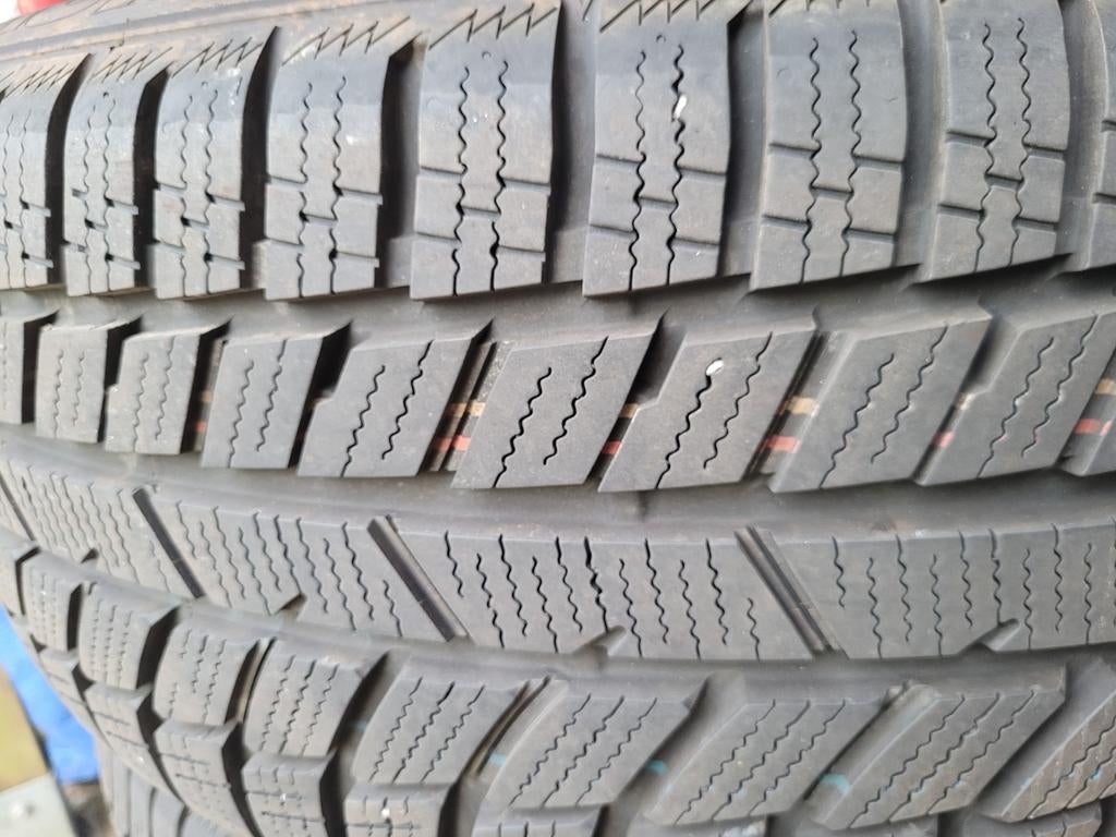 Pneus Hiver comme neuf, Enlèvement