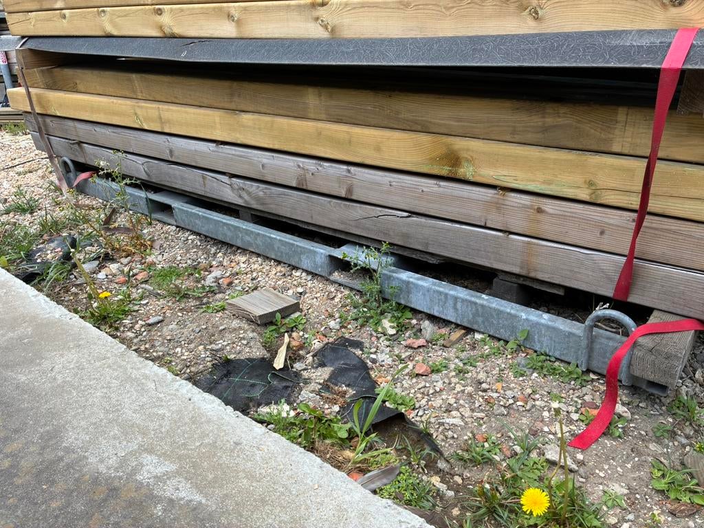 Grenen Balken 9x9 2m70 geïmpregneerd, Doe-het-zelf en Bouw, Hout en Planken, Ophalen, Zo goed als nieuw, Grenen, Geïmpregneerd