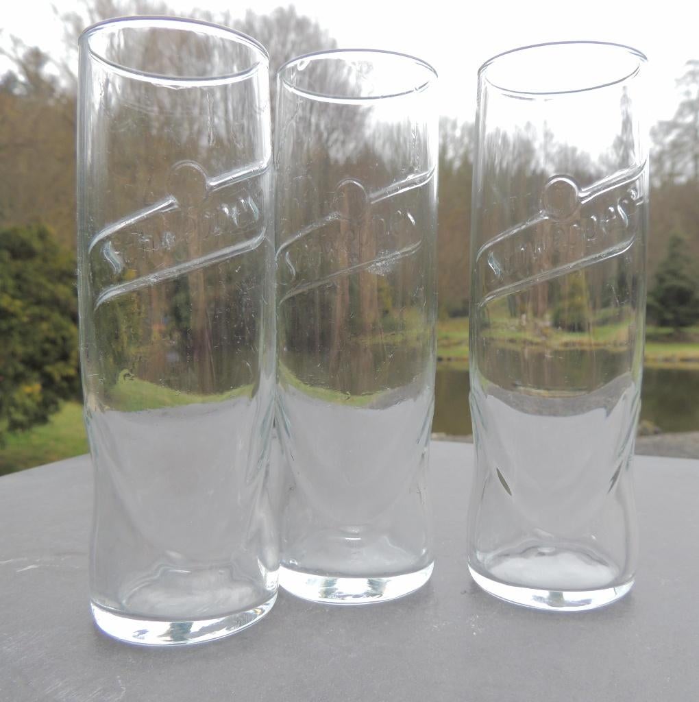 Trois verres Scheppes Long Drink en relief, Collections, Envoi, Neuf, Verre à soda