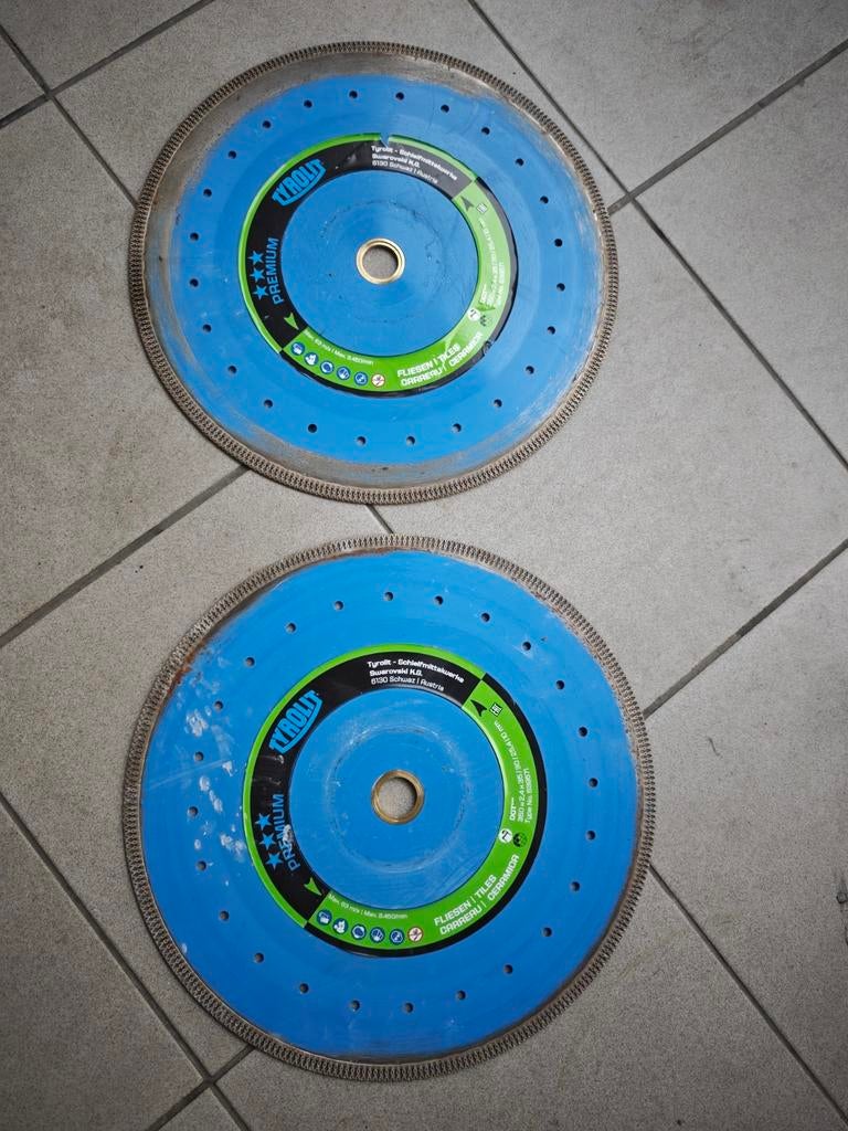 Twee Tyrolit  3502,435/30/25,4, Enlèvement ou Envoi