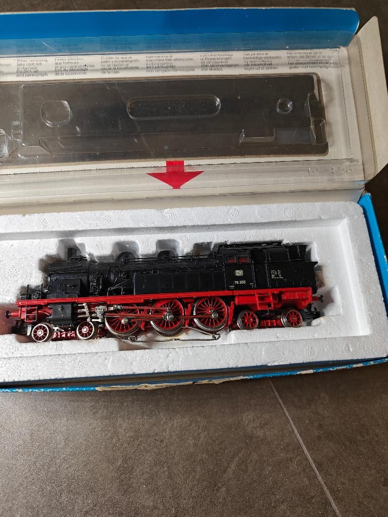 Marklin 3106 Br 74. Digitaal adres 76, Wisselstroom, Locomotief, Ophalen of Verzenden, Zo goed als nieuw