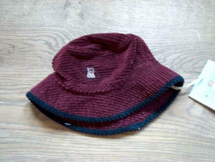 velours hoedje van River woods maat +/- 74 - 80 - 86 - 92, Kinderen en Baby's, Babykleding | Mutsen, Sjaals en Wanten, Nieuw, Muts