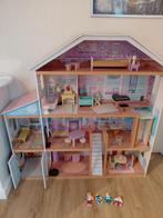 Houten Poppenhuis, Enlèvement, Maison de poupées