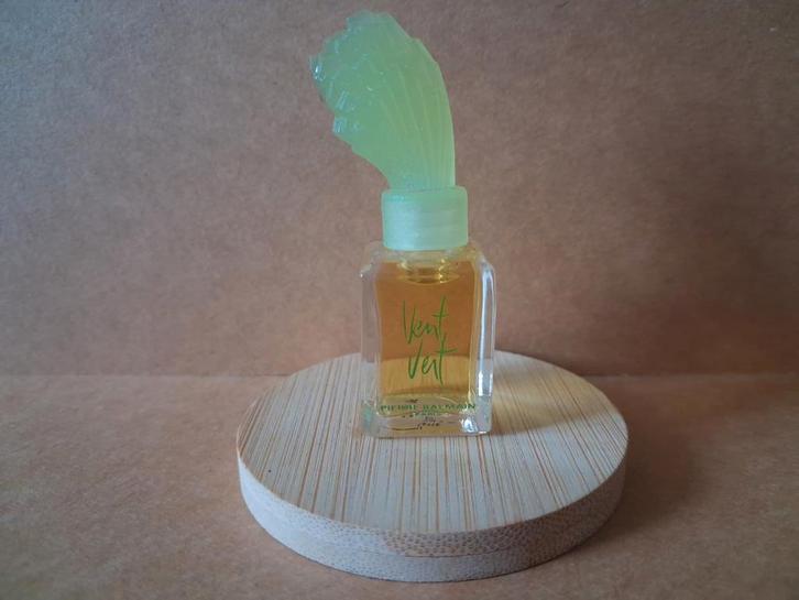 Mini parfum Pierre Balmain miniature vintage collection, Verzamelen, Parfumverzamelingen, Zo goed als nieuw, Miniatuur, Gevuld